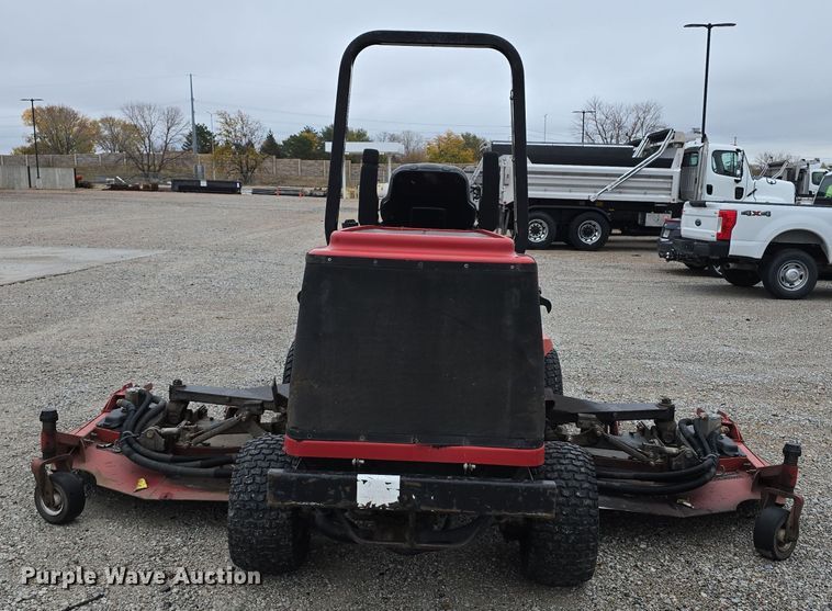 image for item LW9967 Toro Groundsmaster 4000-D lawn mower