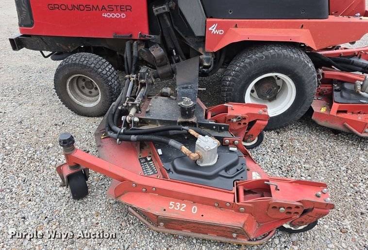 image for item LW9967 Toro Groundsmaster 4000-D lawn mower