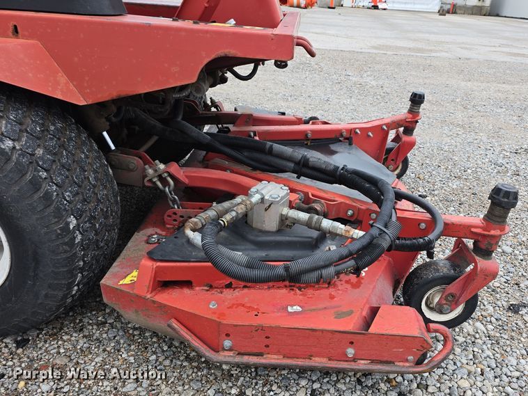 image for item LW9967 Toro Groundsmaster 4000-D lawn mower