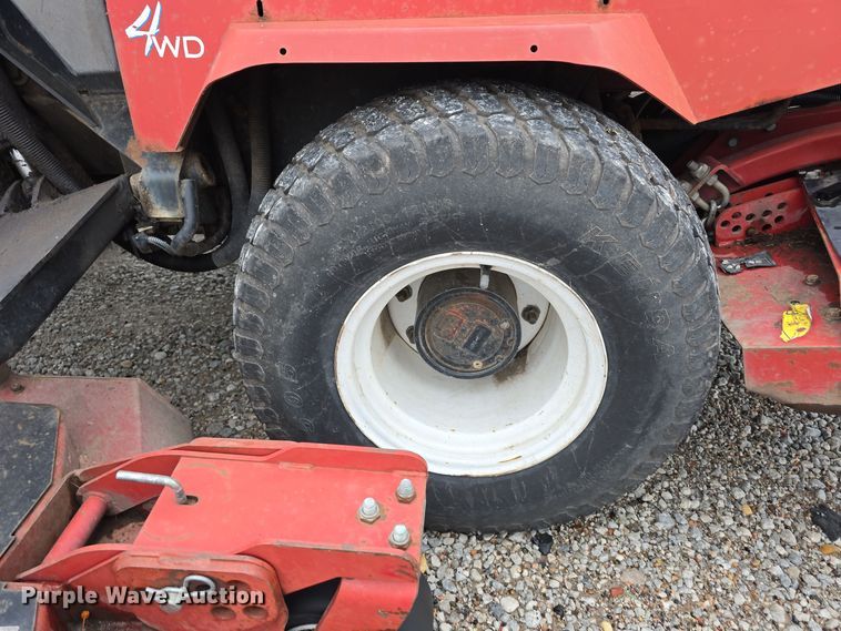 image for item LW9967 Toro Groundsmaster 4000-D lawn mower