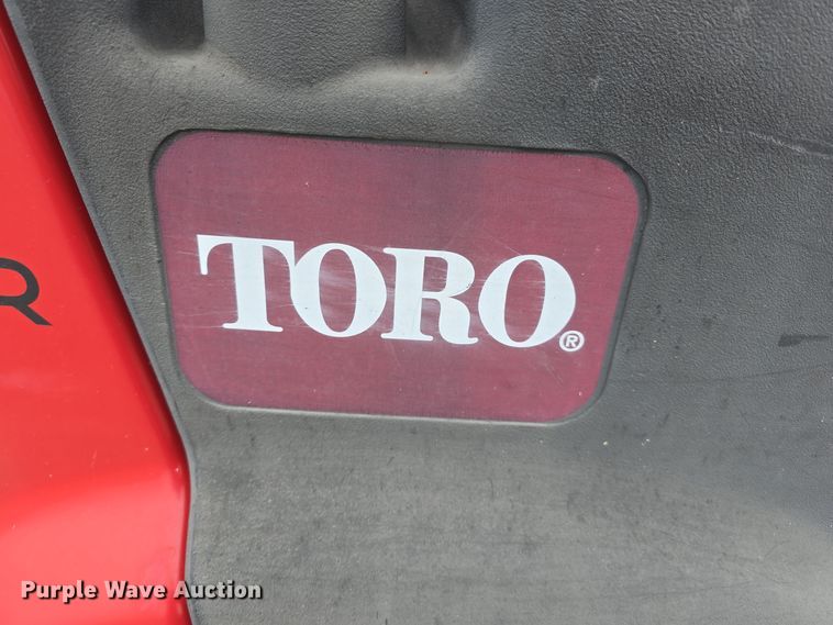 image for item LW9968 Toro Groundsmaster 7210 ZTR lawn mower