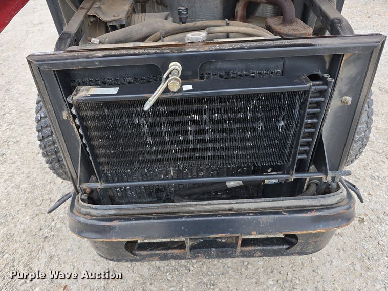 image for item LW9968 Toro Groundsmaster 7210 ZTR lawn mower