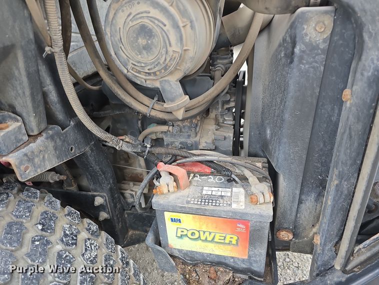 image for item LW9968 Toro Groundsmaster 7210 ZTR lawn mower