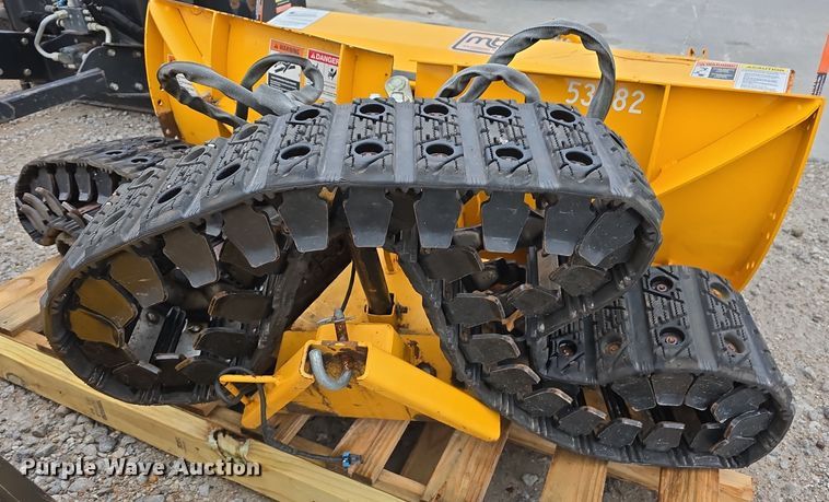 image for item LW9968 Toro Groundsmaster 7210 ZTR lawn mower