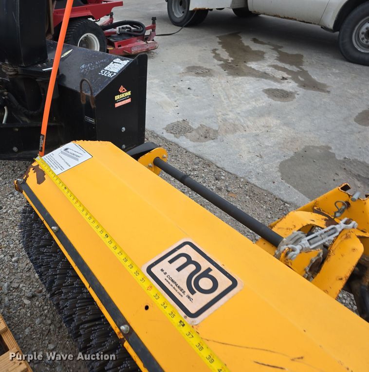 image for item LW9968 Toro Groundsmaster 7210 ZTR lawn mower