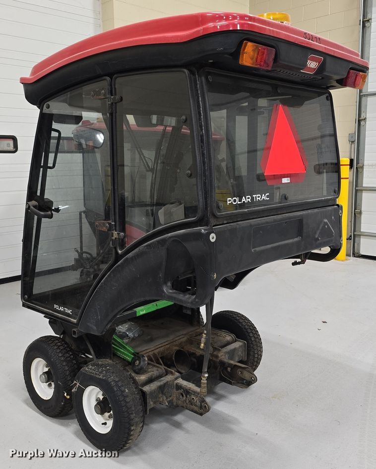 image for item LW9968 Toro Groundsmaster 7210 ZTR lawn mower