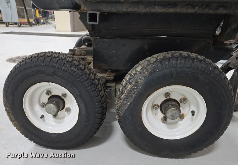 image for item LW9968 Toro Groundsmaster 7210 ZTR lawn mower