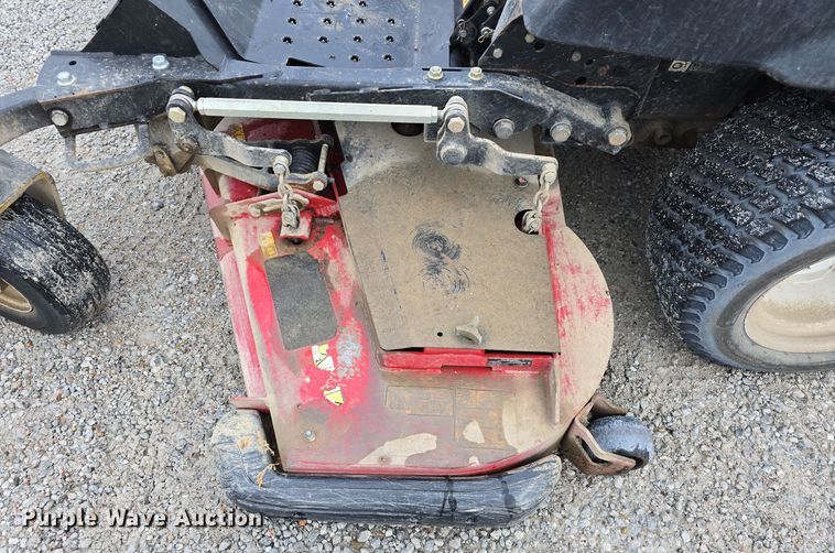 image for item LW9969 Toro Groundsmaster 7210 ZTR lawn mower