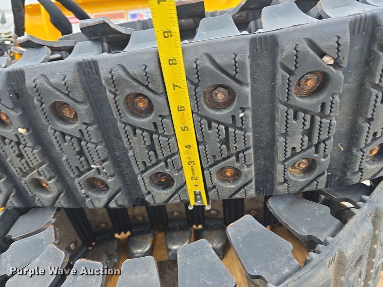 image for item LW9969 Toro Groundsmaster 7210 ZTR lawn mower