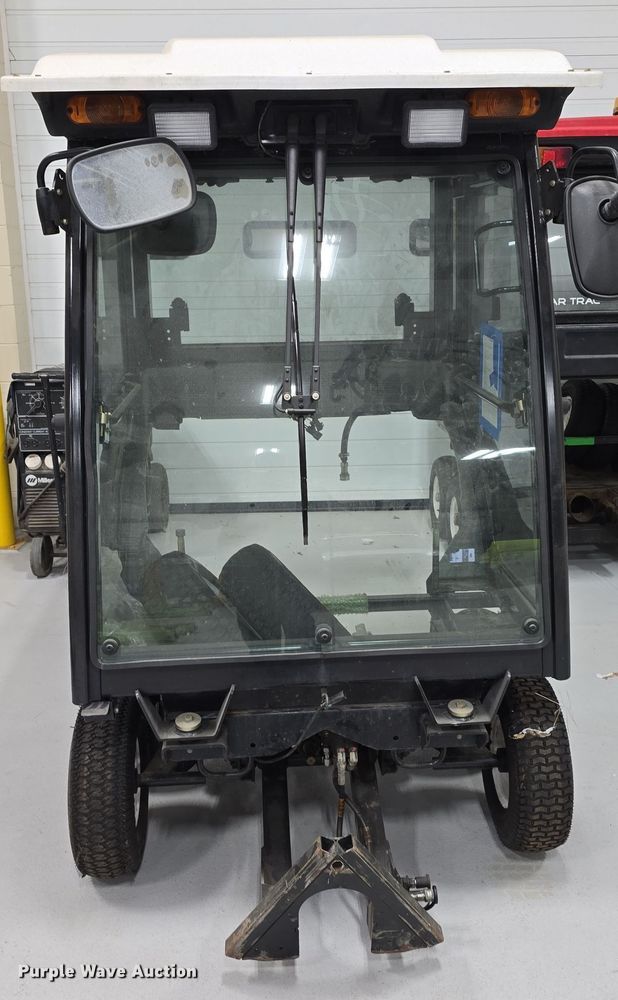 image for item LW9969 Toro Groundsmaster 7210 ZTR lawn mower