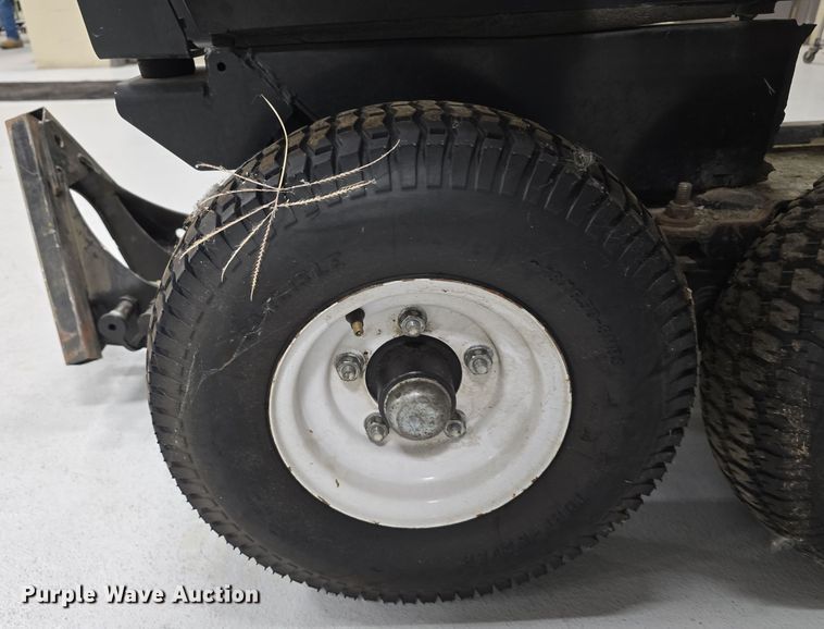 image for item LW9969 Toro Groundsmaster 7210 ZTR lawn mower