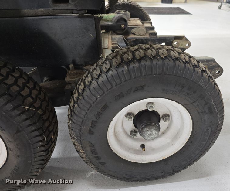 image for item LW9969 Toro Groundsmaster 7210 ZTR lawn mower