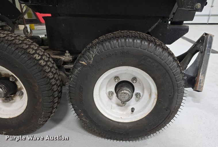 image for item LW9969 Toro Groundsmaster 7210 ZTR lawn mower