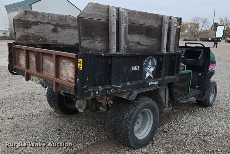 image for item LW9970 2001 Cushman Turf-Truckster utility vehicle