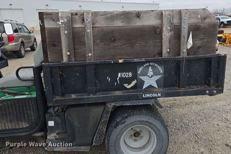 image for item LW9970 2001 Cushman Turf-Truckster utility vehicle