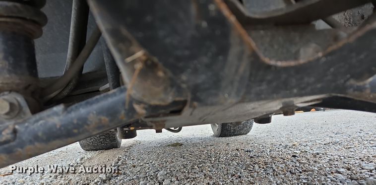 image for item LW9970 2001 Cushman Turf-Truckster utility vehicle