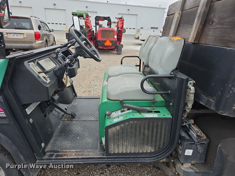 image for item LW9970 2001 Cushman Turf-Truckster utility vehicle