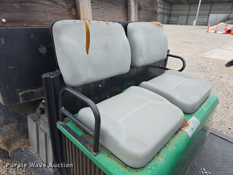 image for item LW9970 2001 Cushman Turf-Truckster utility vehicle
