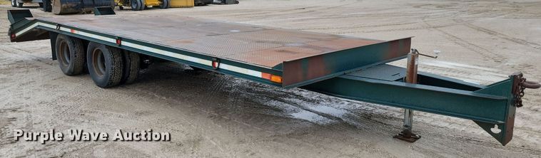 image for item OH9330 1987 LKI 92LT equipment trailer