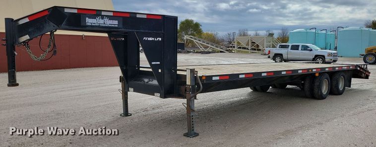 image for item OH9333 2016 Finish Line Elite equipment trailer