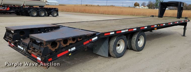 image for item OH9333 2016 Finish Line Elite equipment trailer