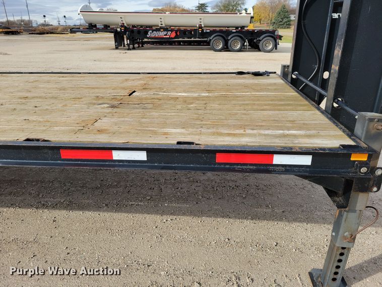 image for item OH9333 2016 Finish Line Elite equipment trailer