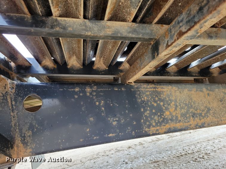 image for item OH9333 2016 Finish Line Elite equipment trailer