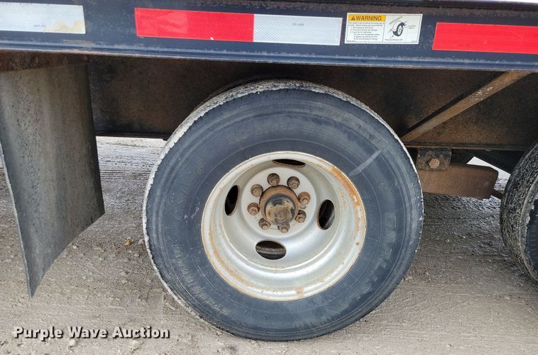 image for item OH9333 2016 Finish Line Elite equipment trailer