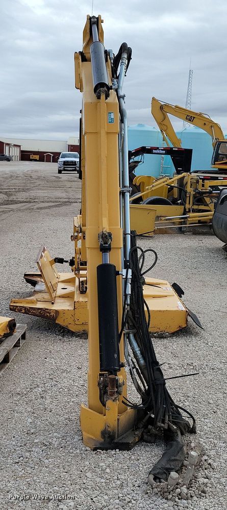 image for item OH9335 Diamond side boom rotary mower