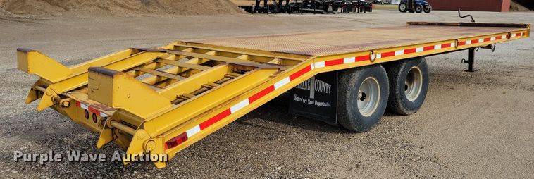 image for item OH9337 1987 LKI 92LT equipment trailer