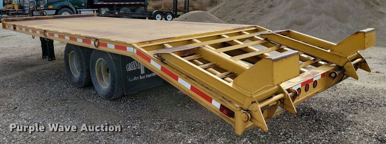 image for item OH9337 1987 LKI 92LT equipment trailer