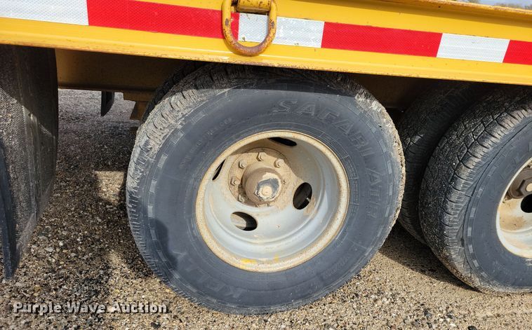 image for item OH9337 1987 LKI 92LT equipment trailer