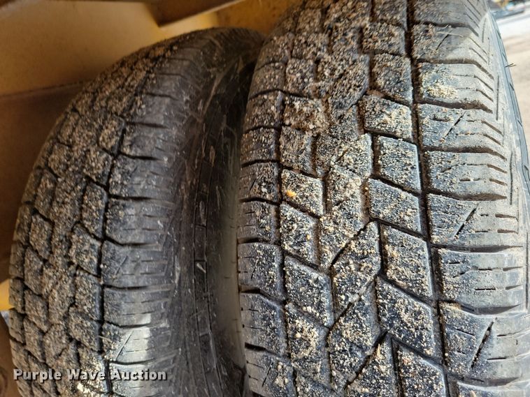 image for item OH9337 1987 LKI 92LT equipment trailer