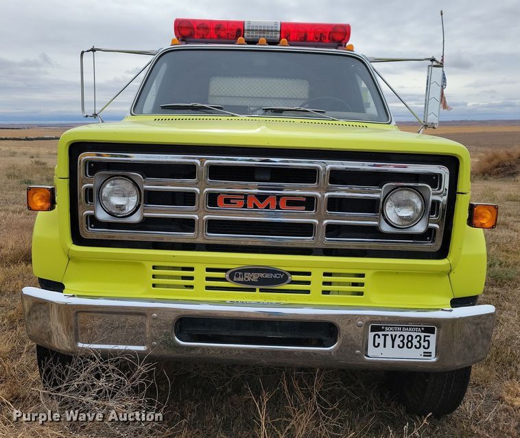 image for item OH9347 1986 GMC C7000 pumper fire truck