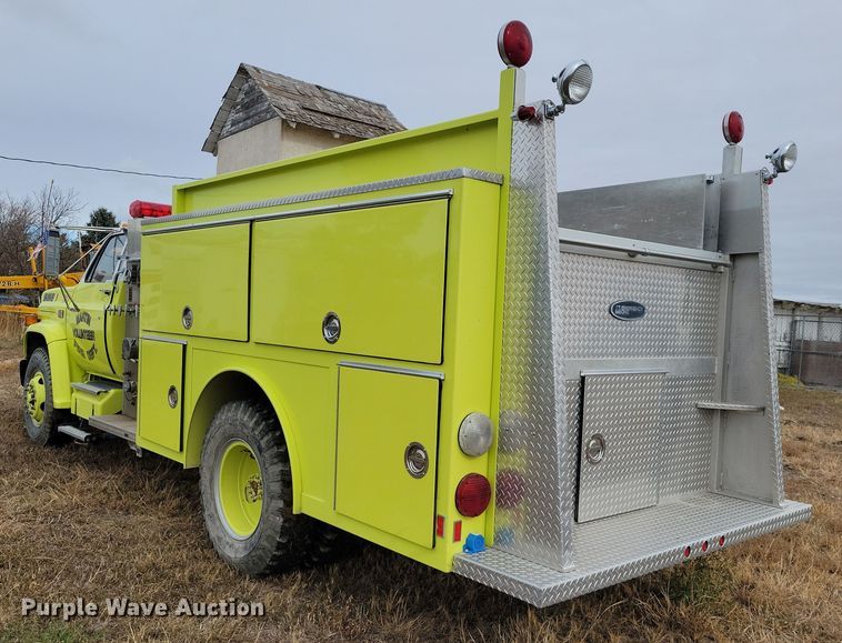 image for item OH9347 1986 GMC C7000 pumper fire truck