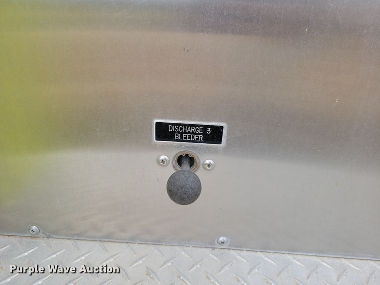 image for item OH9347 1986 GMC C7000 pumper fire truck