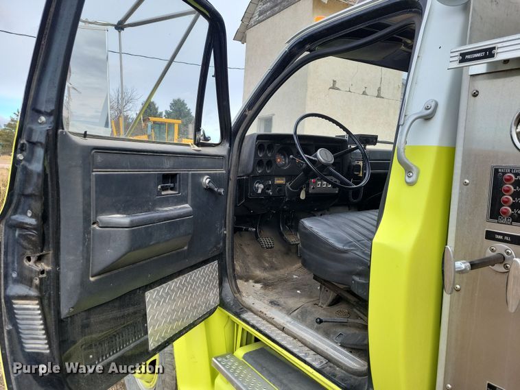 image for item OH9347 1986 GMC C7000 pumper fire truck