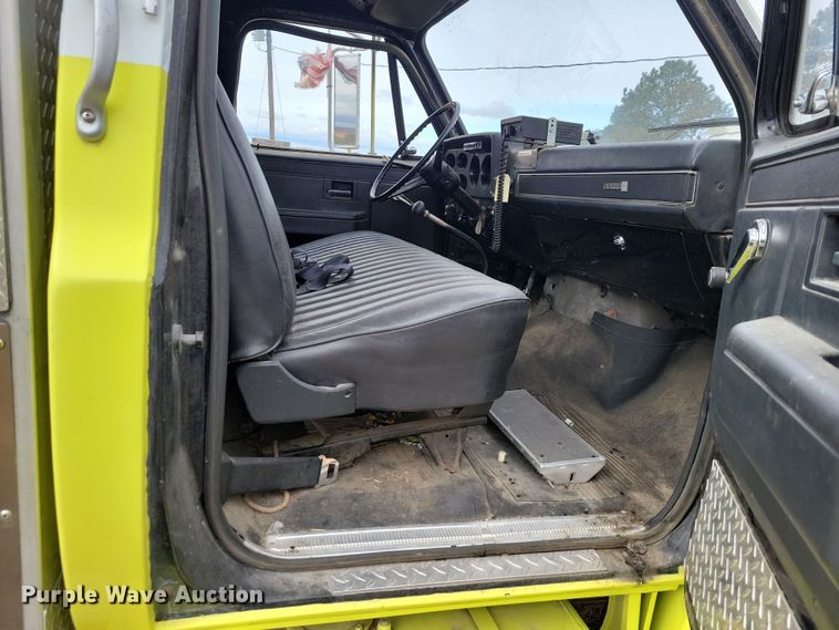 image for item OH9347 1986 GMC C7000 pumper fire truck