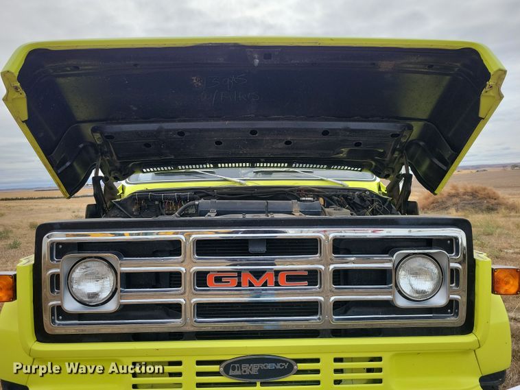 image for item OH9347 1986 GMC C7000 pumper fire truck