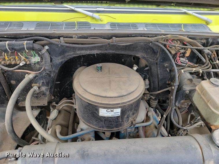 image for item OH9347 1986 GMC C7000 pumper fire truck