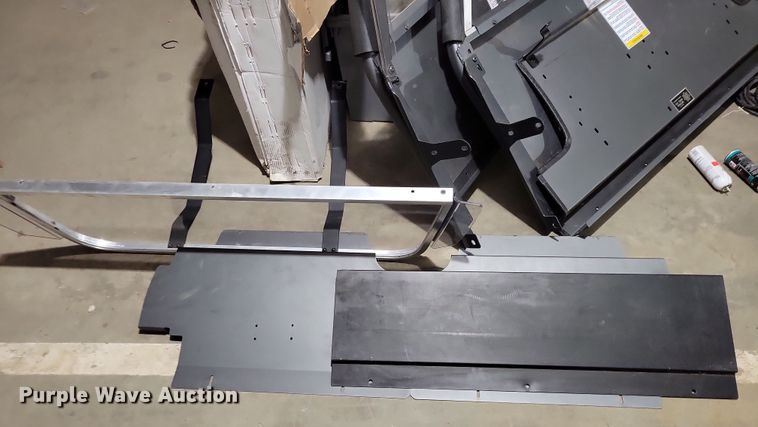 image for item OH9372 Law enforcement equipment