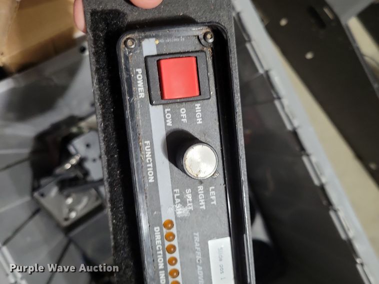 image for item OH9372 Law enforcement equipment