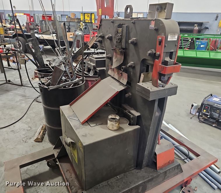 image for item OJ9019 Edwards 55 Ton iron worker