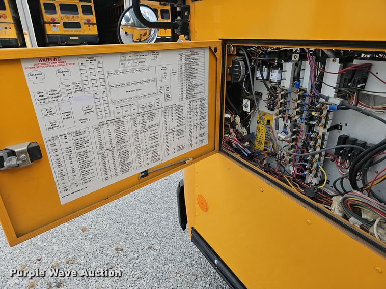 image for item OJ9025 2009 Blue Bird All American school bus