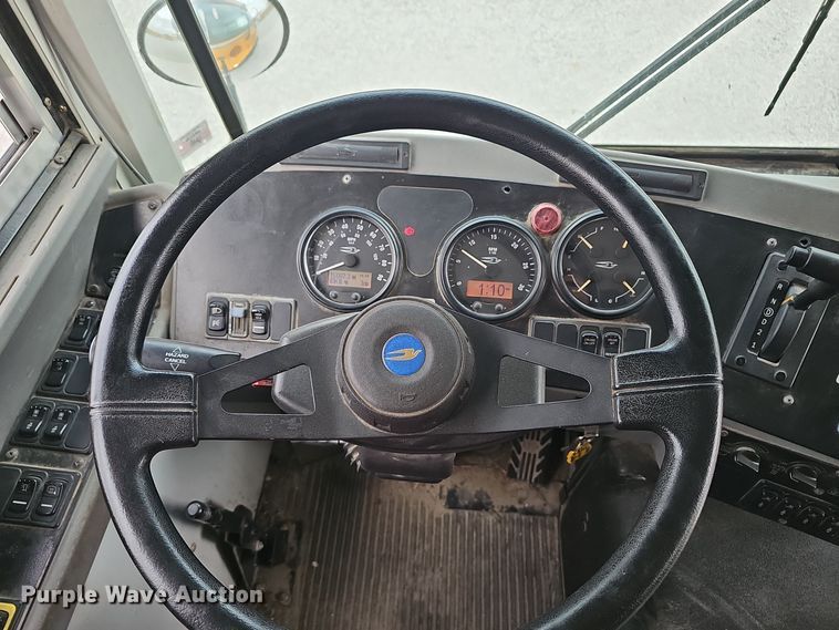 image for item OJ9025 2009 Blue Bird All American school bus