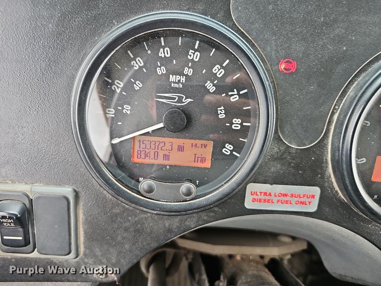 image for item OJ9025 2009 Blue Bird All American school bus