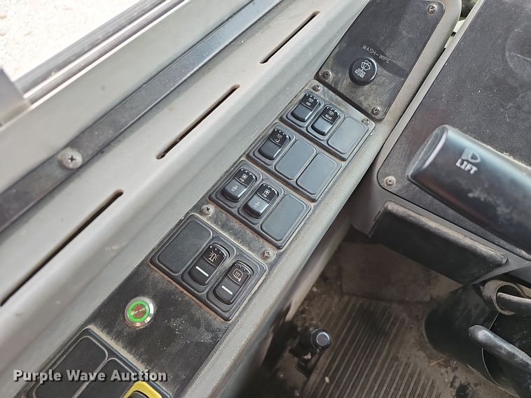 image for item OJ9025 2009 Blue Bird All American school bus