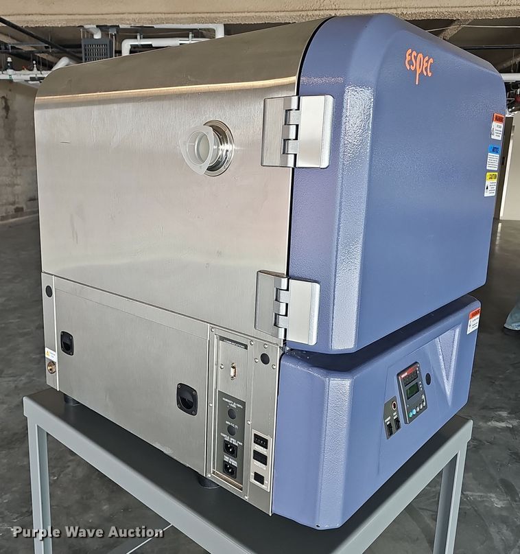 image for item OJ9049 2009 Espec BTZ-133 benchtop test chamber