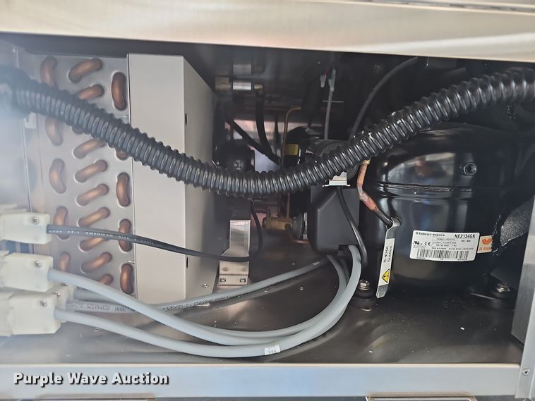 image for item OJ9049 2009 Espec BTZ-133 benchtop test chamber