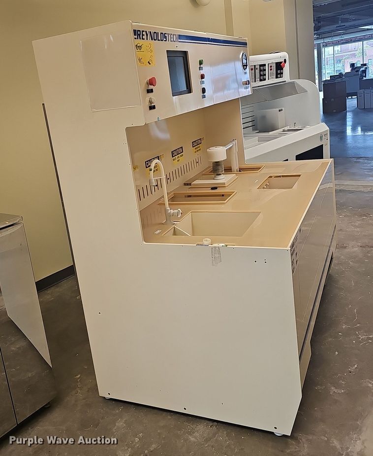 image for item OJ9051 2000 Reynolds Tech wet bench